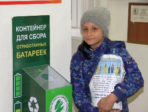 Школьница собрала 15 кг батареек и разработала эко-карту Казани