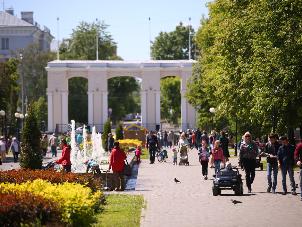 «КультТорг» в парке «Крылья Советов»: обмен вещами, сбор вторсырья и экскурсии по Соцгороду