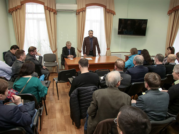 Обращение с отходами в Казани обсудили активисты, депутаты, представители министерств и ученые