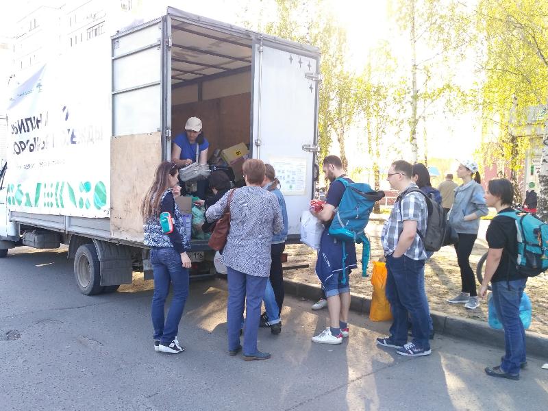 10 июня в Казани состоится очередной выезд мобильного пункта приема вторсырья и одежды